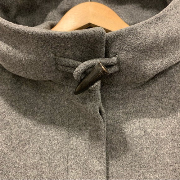 Aritzia Babaton Pearce Wool Coat with hood in grey - Picture 16 of 16